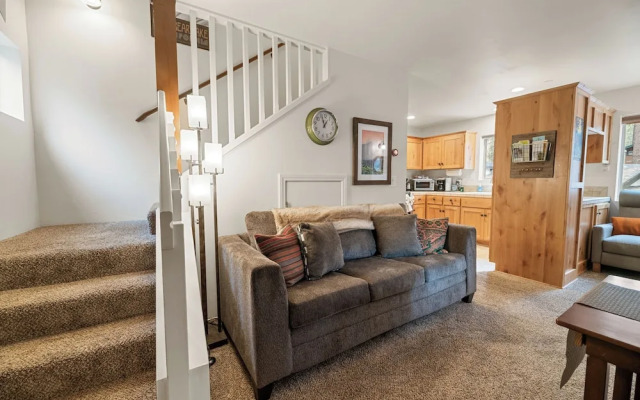 Three Bear's Bungalow