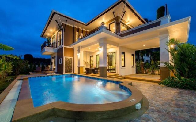 The sea aonang pool villa