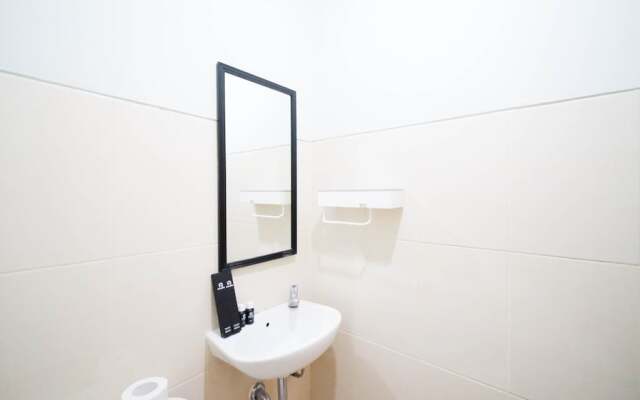 Best Deal And Homey 2Br At Bale Hinggil Apartment