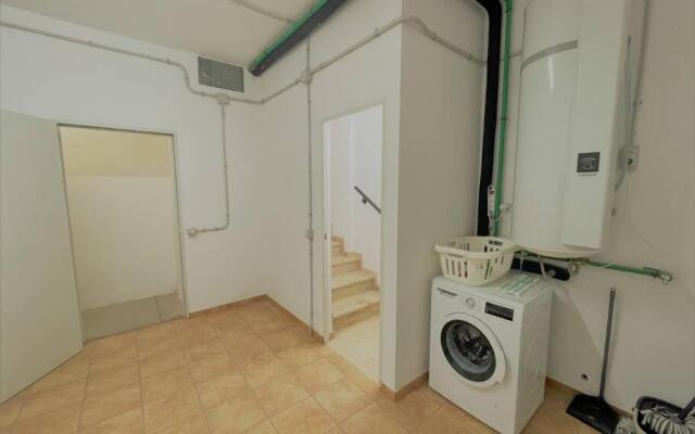 Modern and New 2 bed room Townhouse PA01