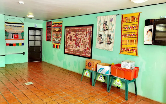 The Roof Backpackers Hostel