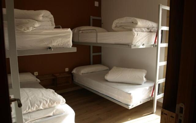 Albergue Fresno de Cantespino - La Tormenta