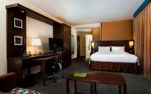 Courtyard by Marriott Montreal Downtown