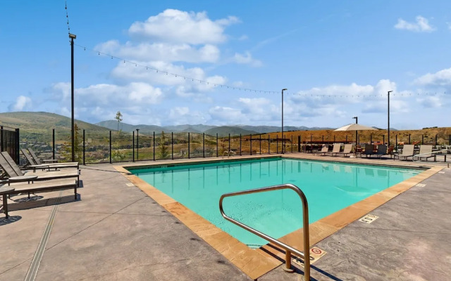 Black Rock Mountain Resort