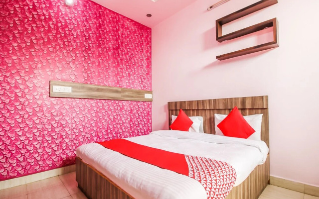 Oyo 24075 Galaxy Guest House