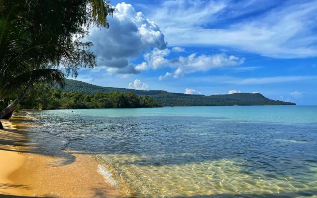 Lonely Beach Resort