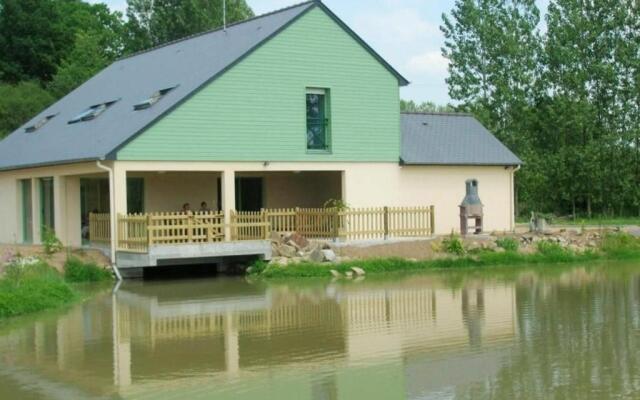 Gîte Saint-Mars-sur-la-Futaie, 4 pièces, 6 personnes - FR-1-600-94