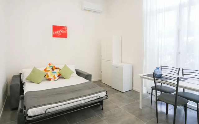 KHL apartments