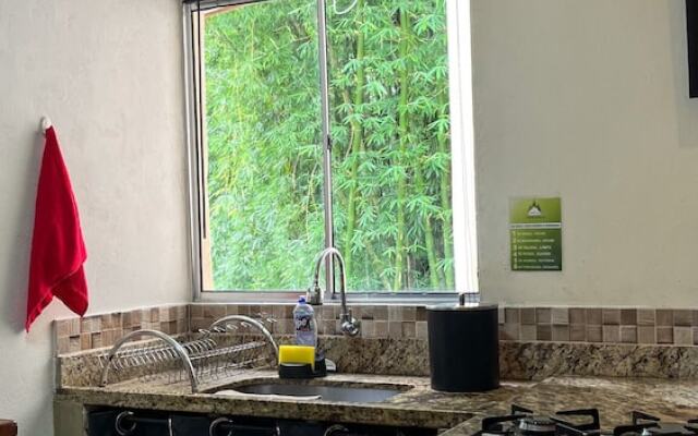 Pousada Entre Folhas