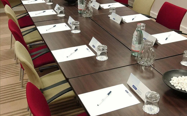 Holiday Inn Express Stevenage by IHG