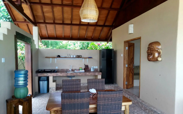 Bruce's Hideout Lombok