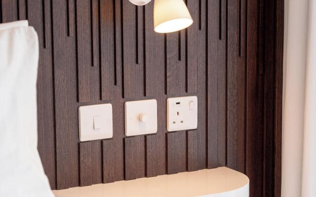 Ruby Zoe Hotel London