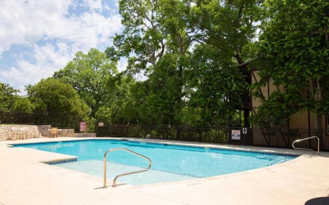 Condo de Comal CW C101