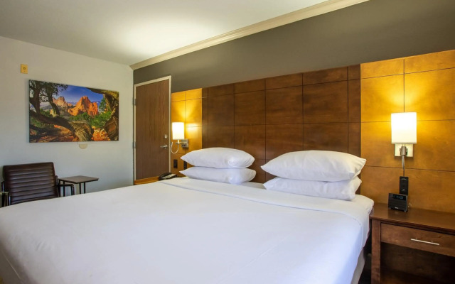 Arroyo Pinion Hotel, Ascend Hotel Collection