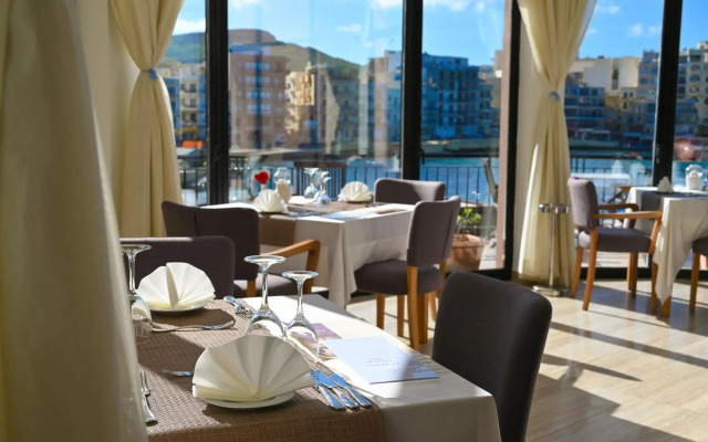 Calypso Hotel