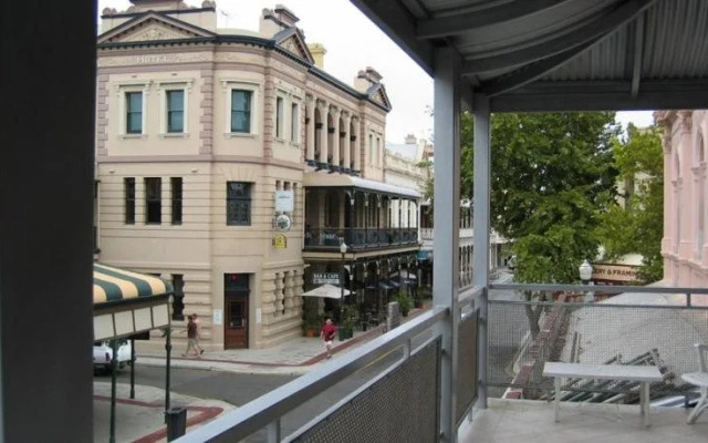 Rialto Apartment 2