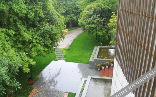 Xiyuan Yaji Holiday Hotel