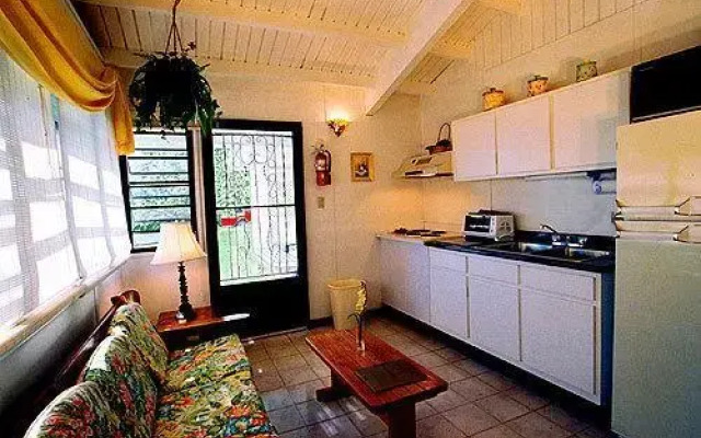 Tamarindo Estates Beach Apartments