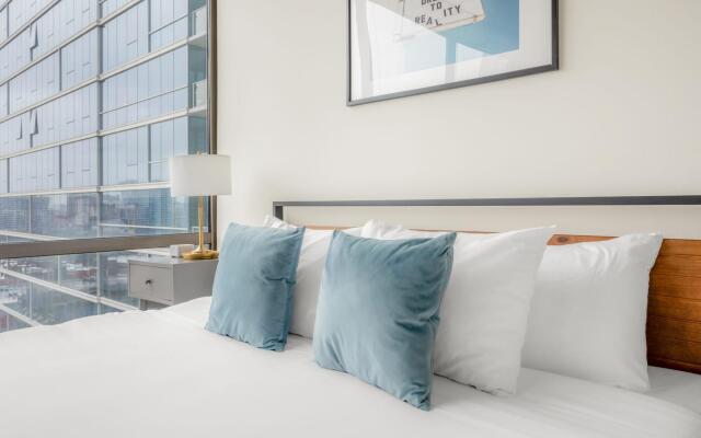 Chicago | Premiere 2BD/2BA South Loop Apartment