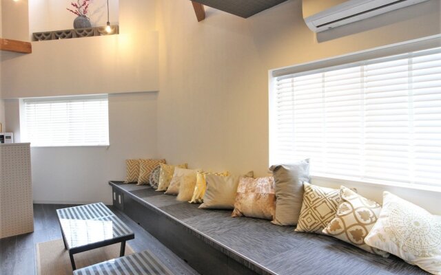 Sekai Hotel Yanagi - Hostel