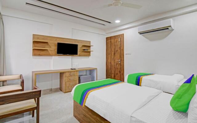 Treebo Chandraprasth Residency