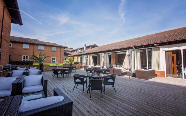 Mercure Milton Keynes