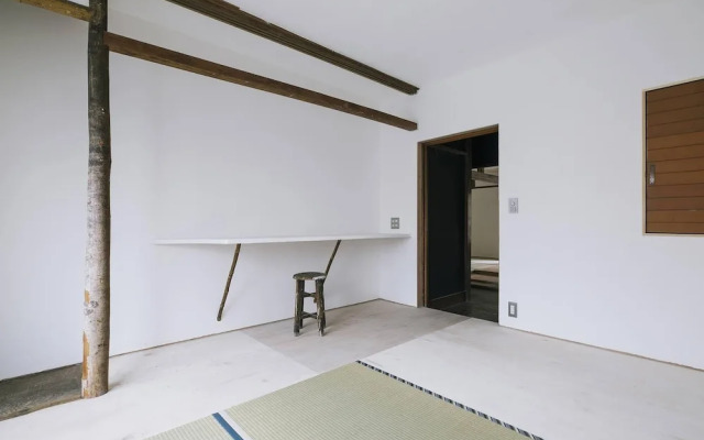 Atelier & Hostel Nagisa-Ura