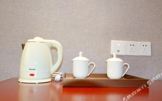Xinchen Hotel