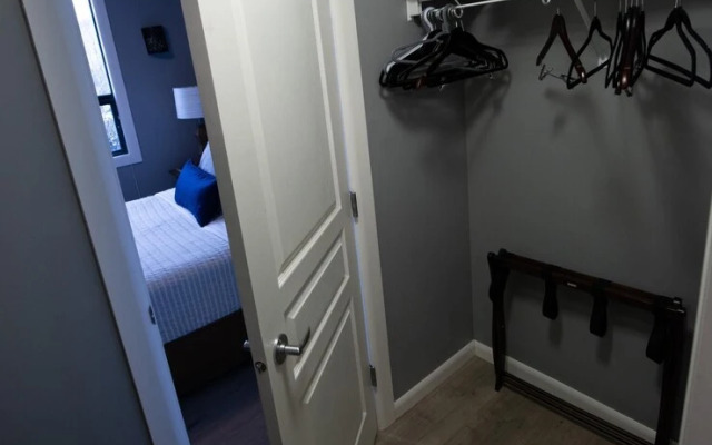 Stylish Ground Level Suite at Playa #145