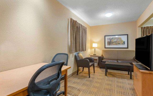 Extended Stay America Detroit Warren