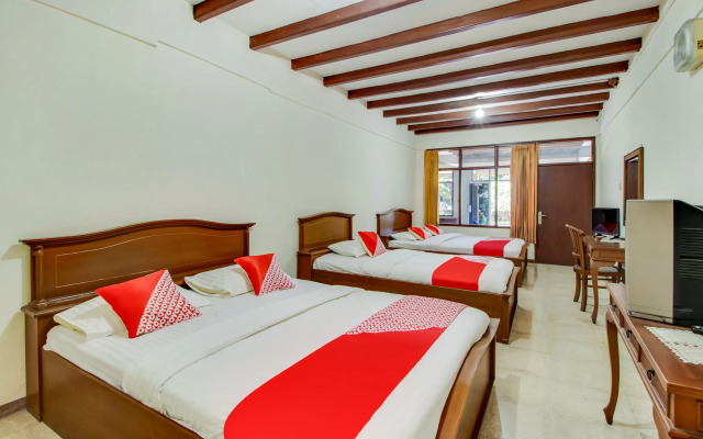 Penginapan Christina by OYO Rooms