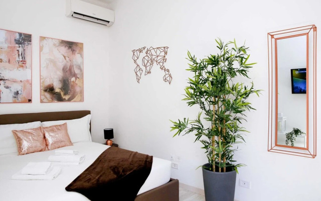 Trastevere Apartment with Patio