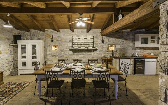 Lipa in Krnica with 4 bedrooms and 3 bathrooms