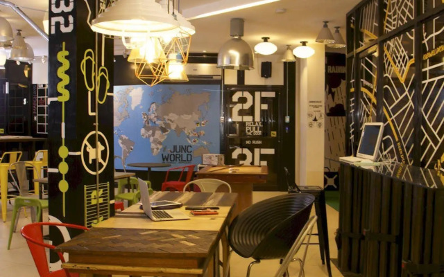 Spot On Junction Hostel