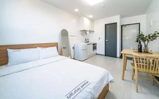 Yeosu Nangmanstay Pension