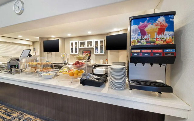 Best Western Posada Royale Hotel & Suites