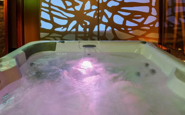 Boutique & Spa Capitulo Trece