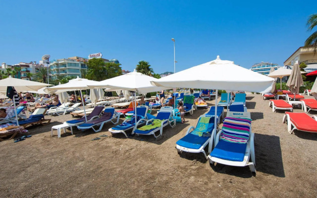 Moda Beach Hotel