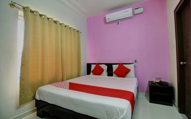 OYO 9419 Manu Residency