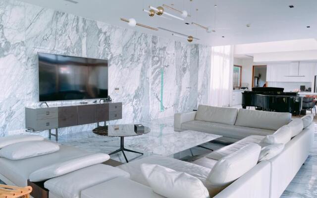 The Ocean Luxury Villas by Danatrip