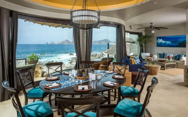Casa del Arco in Cabo San Lucas