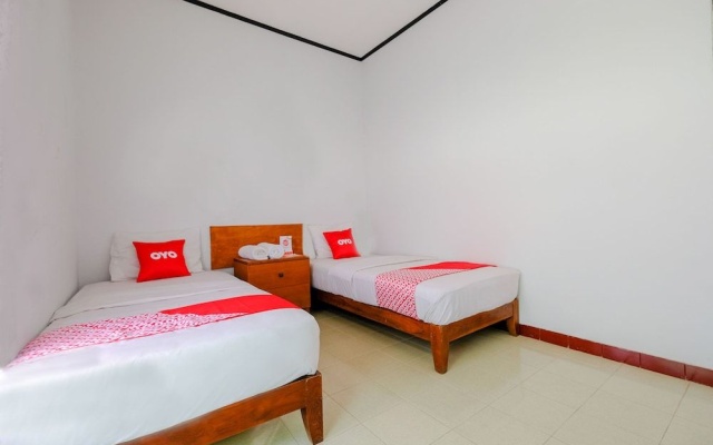 OYO 1929 Senggigi Hill View Homestay Syariah – Guest Rooms – Senggigi