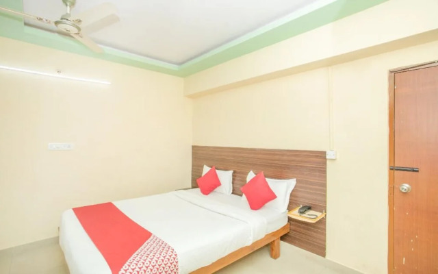 OYO 10291 Sri Venkatadri Residency