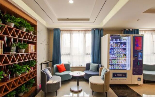 Shunhang Hotel