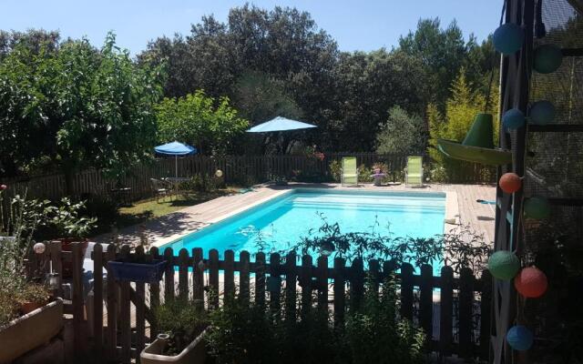 L'Oliveraie En Provence