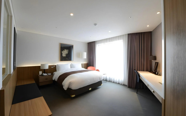 Eden Paradise Hotel