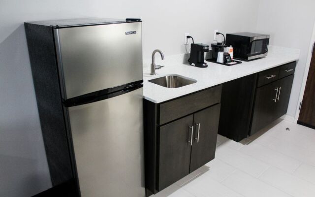 Comfort Suites Greenville Airport