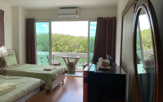 Banchaitalay Room