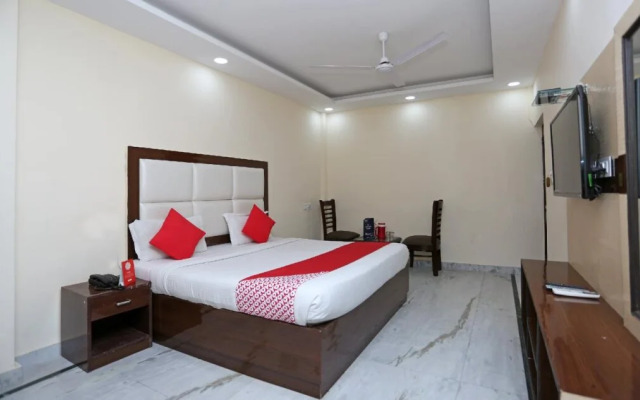 FabExpress Modesty Le Mount