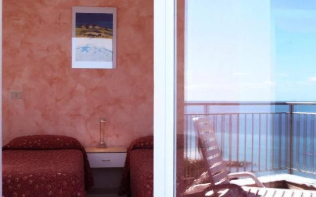 Hotel Ambassador